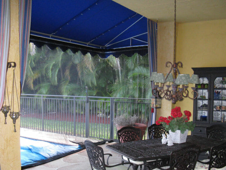 Awning curtains for bugs