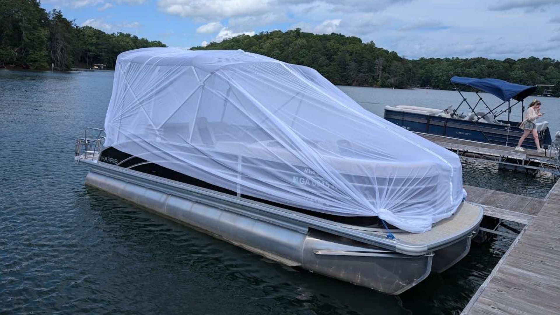 White netting installed on a boat